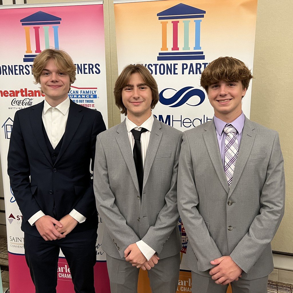 FZSchools's tweet image. @scccaps provides selected students hands-on experience exploring careers &amp;amp; developing interpersonal skills. We spotted them networking @StCRegChamber &amp;amp; conducting a faculty focus group @ZumEmge Building the workforce of tomorrow one connection at a time. #FZEquipToExcel