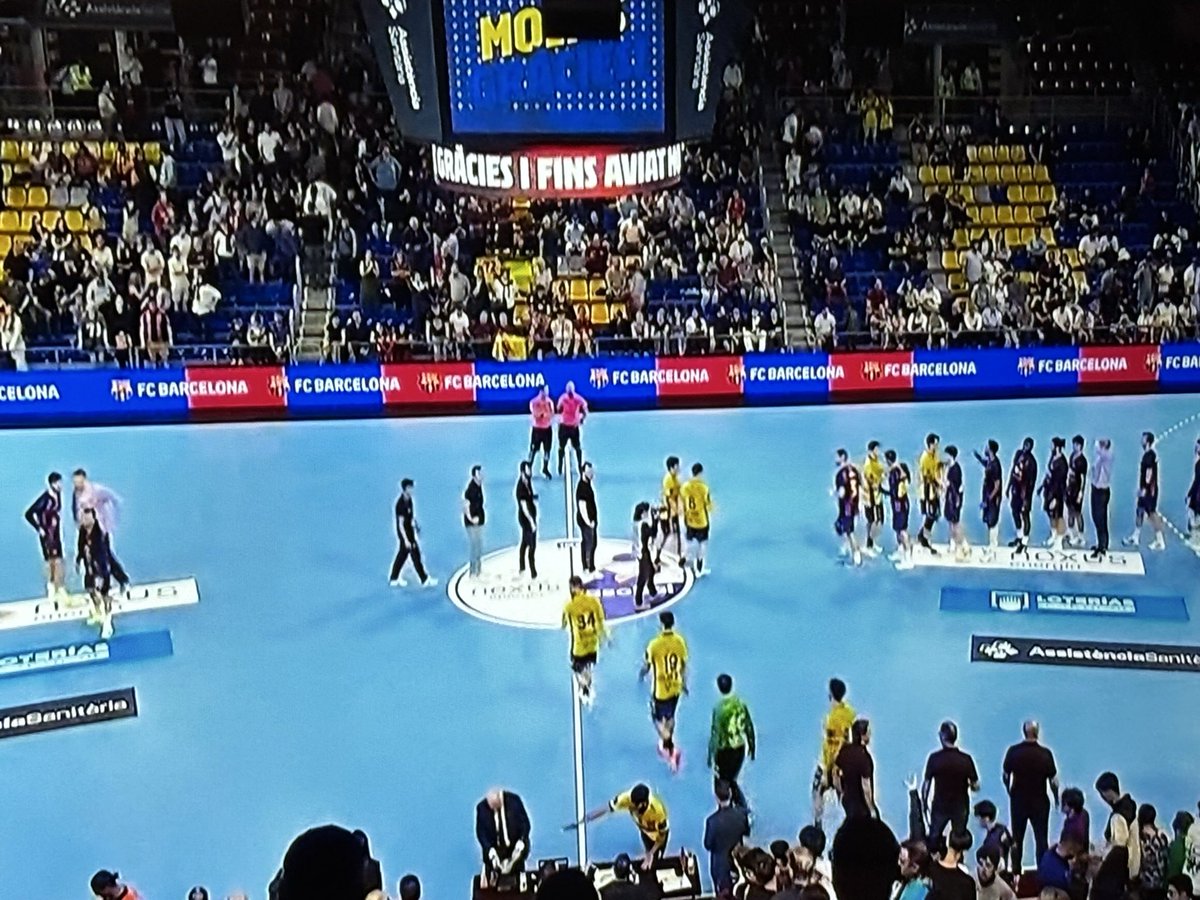 ¡Qué pena el <a href="/CDBidasoaIrun/">CD Bidasoa Irun</a> en el Palau! Ha perdido 33-31 contra el todopoderoso Barcelona, en una demostración clara de que este proyecto tiene más que buena pinta. Gora #Bidasoa! #Balonmano