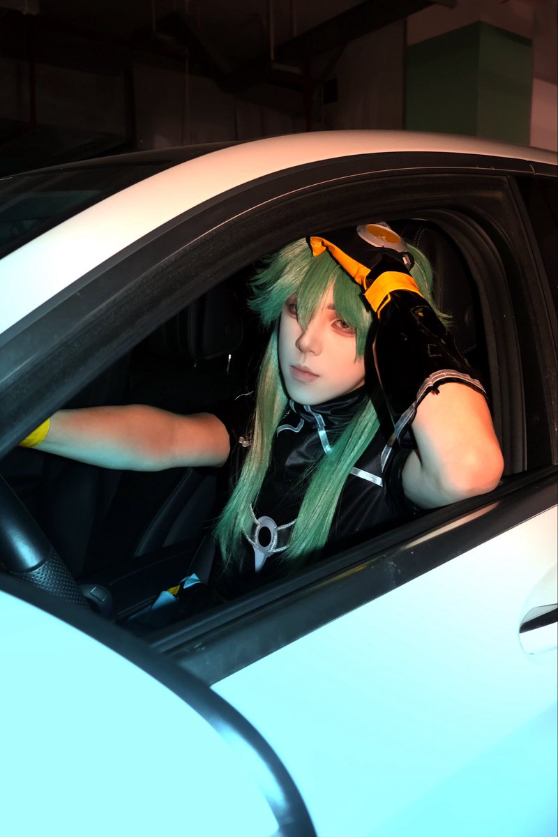 vopy2c's tweet photo. 顺便���点以前杂七杂八的照片哈哈哈（真的好想玩cosplay😭有机会我一定要cos岩窟王和破败王）想回国 https://t.co/f1dSJEabNP