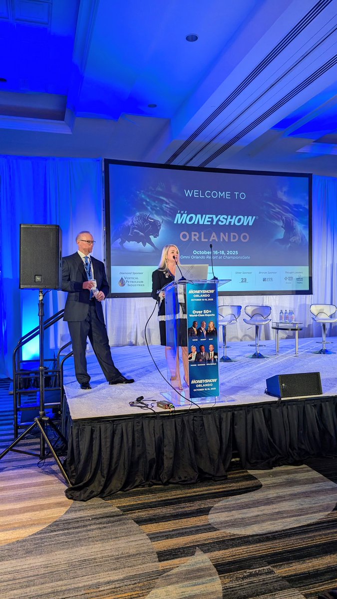 My friends <a href="/TraderTammy1/">Fibonacci Princess aka Trader Tammy</a> &amp; <a href="/TradingBruce/">Bruce Marshall Trading</a> are teaching right now at the <a href="/MoneyShow/">MoneyShow</a> in Orlando! I love the husband and wife team 🚀.