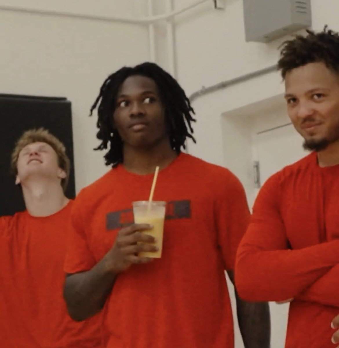 Woody (@woodyvsworld) on Twitter photo 