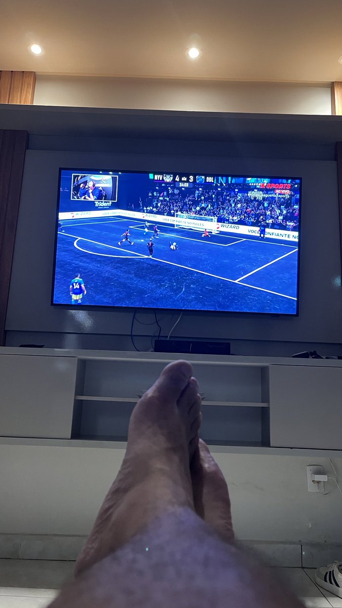 xTerminalAgent's tweet image. Esperando pra saber quem matou Odete, enquanto não começa a gente curte #Kingsleaguenaxsports