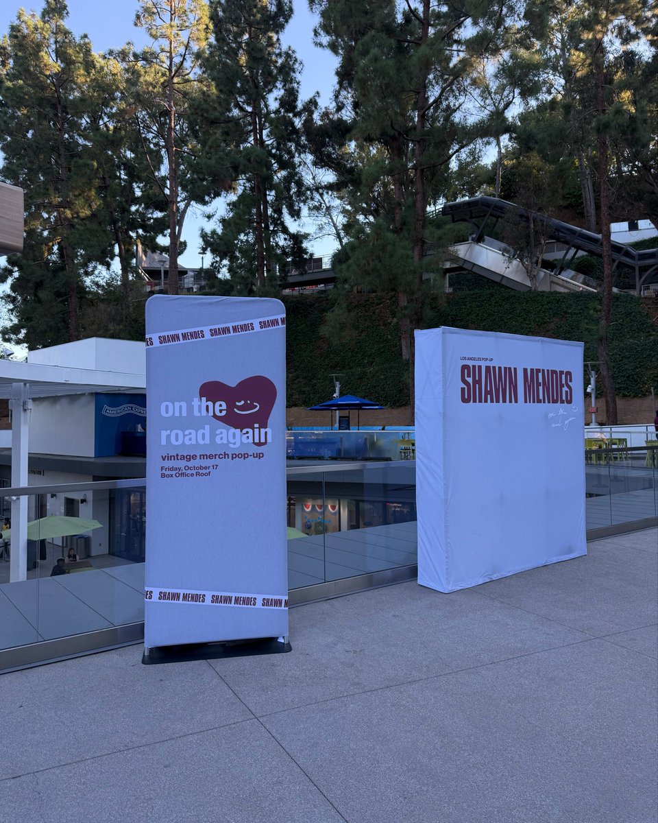 ShawnAccess's tweet image. The #ShawnOnTheRoadAgain vintage merch pop up and screen printing are back for our last show tonight. If you’re at #OnTheRoadAgainLA, head to the box office roof across from tour merch in front of Escalator 1 to get your favorite merch pieces from over the years, and get them…