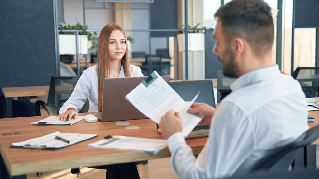When you reach out to a hiring manager, you’re not just sending a message, you’re taking control of your job search. It’s about showing curiosity, professionalism, and initiative.

Read more: lttr.ai/Aj8Aq

#JobSearch #JobSeeker #Outreach #ColdOutreach #HiringManager