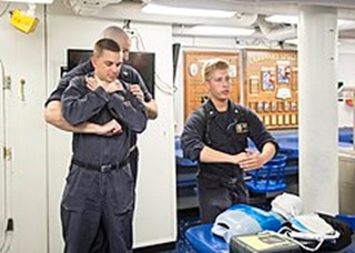AffordableCPR's tweet photo. Attention #restaurant #banquethall #conferencecenter #workplace - our #ChokeSaver /Restaurant #FirstAid meets your requirement. Hands-on class covers choking care for adult, child
https://t.co/GDYcQNAcwK
all students practice the #Heimlich procedure &amp;  #emergency topics https://t.co/GmrgcOmc8a