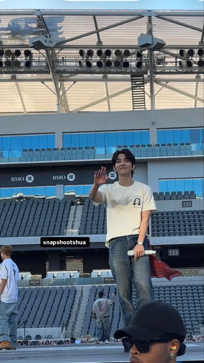 snapshootshua's tweet photo. joshua for today's soundcheck..💗💗

MANIFESTING JOSHUA ACTOR DEBUT 🍀 https://t.co/dYQTvLtqVa