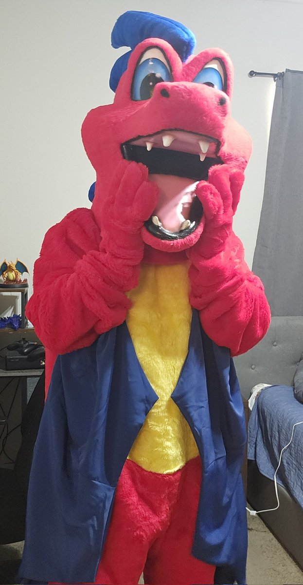 Midnight the Raven tweet media