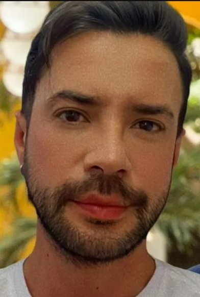 Señor <a href="/JorgeAVargasA/">Jorge Alfredo Vargas</a>, podría usted tratar de hacer entender al periodista <a href="/EstebanH_/">Esteban Hernández</a> que la vida sexual, los gustos y comportamientos NO nos importan y que más bien mantenga esos asuntos a un lado. La crudeza de lo que dice en ése sentido es perturbadora. 
<a href="/BluRadioCo/">BluRadio Colombia</a> <a href="/VozPopuli/">Voz Populi</a>