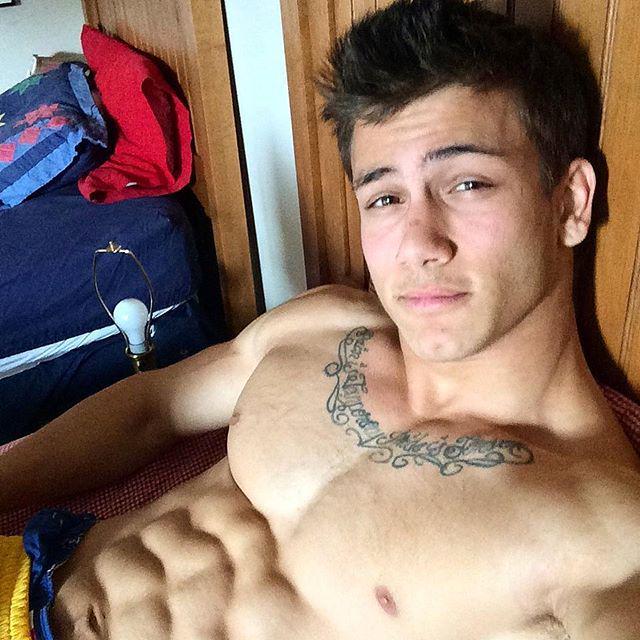 clippyboobs's tweet photo. @Dudebro69Wildes thats called rape hb https://t.co/g6MG8fIJdt