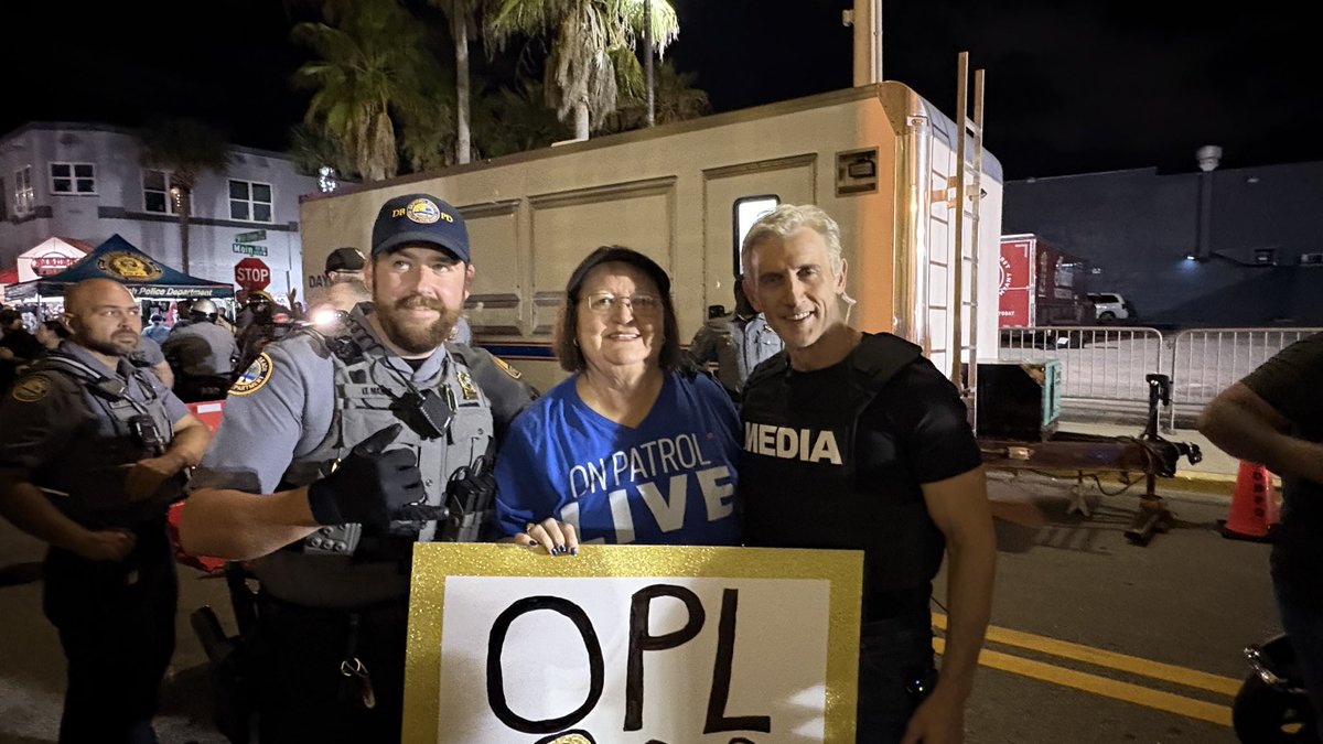 Debbie Powell 💙💙🇺🇸 🇺🇸 tweet media