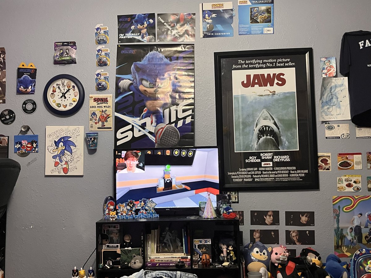 My bedroom :3