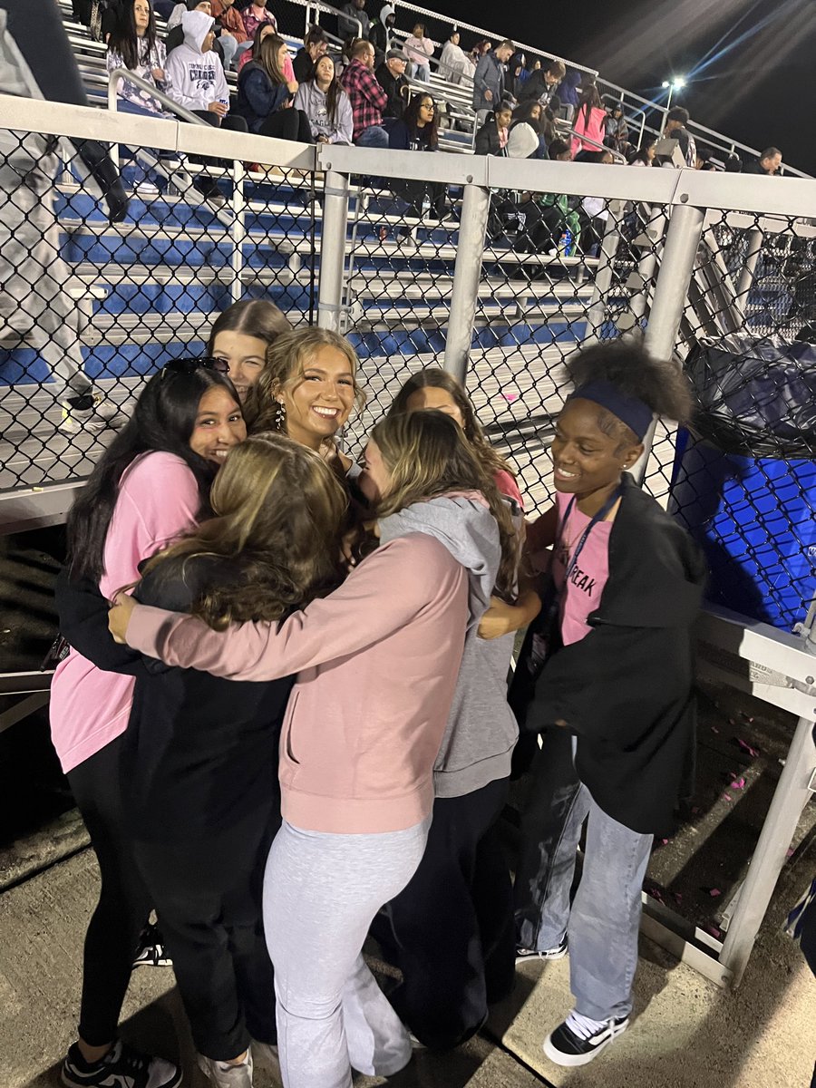 Shout out to our Senior Captain for being selected to homecoming court! So much more than a field hockey player…amazing student, teammate, friend, daughter and sister! Proud of you Alaina!! 🏑⚡️🙌👑