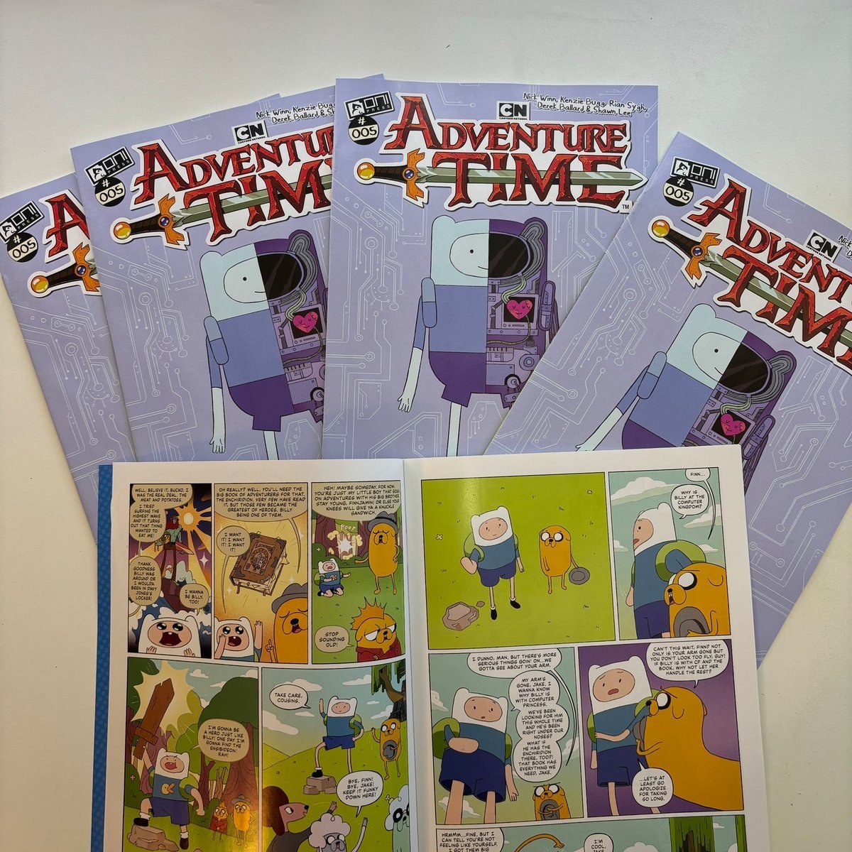 pk_kenzie's tweet image. hi everyone new, im kenzie and i draw cartoons and make things
i do freelance stuff and im also looking for union storyboard work!
kenziebugg.myportfolio.com