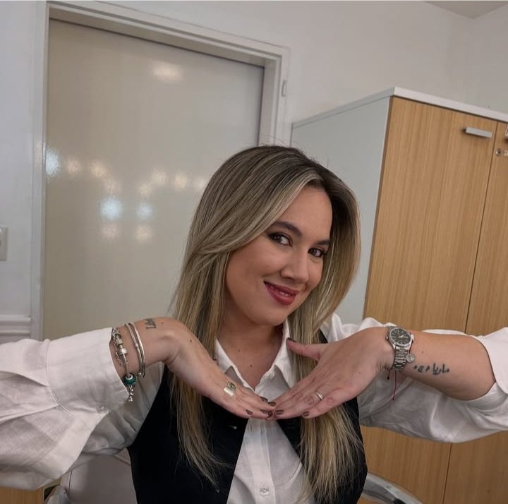 Que sea <a href="/juliargen/">Julieta Argenta ⭐️⭐️⭐️</a> por dios!!! #LAM