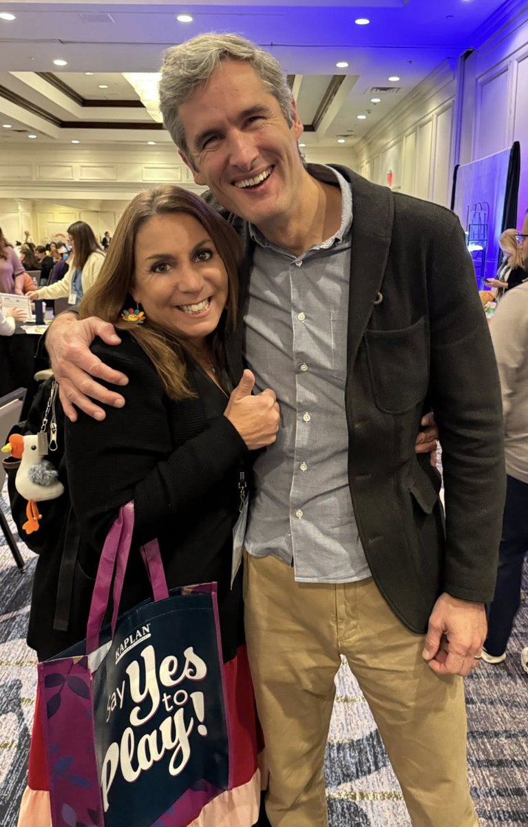 AngelaHilse1's tweet image. What an exciting day! I was a first time presenter at the NJAEYC conference in NJ &amp;amp; I unexpectedly met the founder of @DonorsChoose! I was beyond excited! I ❤️ DC.  If anyone wants to make my day more amazing I would love some support!  Thank U 🙏🚀🚀🚀
donorschoose.org/?utm_source=dc…