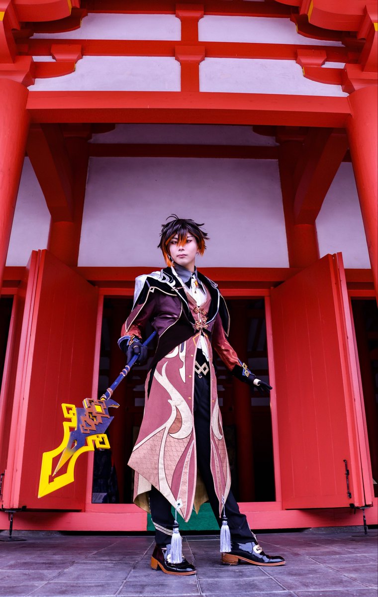cosplay
___________________________________

原神
鍾離🔶

📷<a href="/syaidesuwa__/">炯の📸垢🔰</a>  さん
___________________________________

#コスプレの郷
#炯Photo
#GenshinImpact