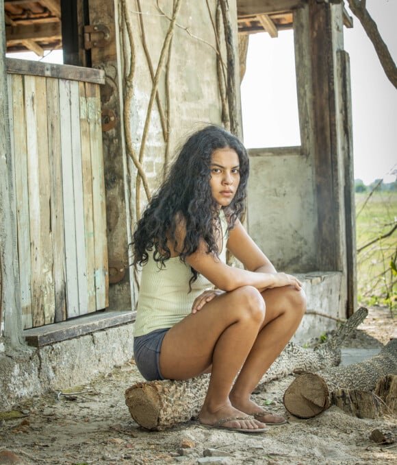 HelderCaldeira's tweet photo. @fabiogaj Plot twist: Maria de Fátima se recusa a ir para Brasília quebrar tudo, é abandonada por agro daddy e fica muda. #ValeTudo https://t.co/qCsrO4u9cC