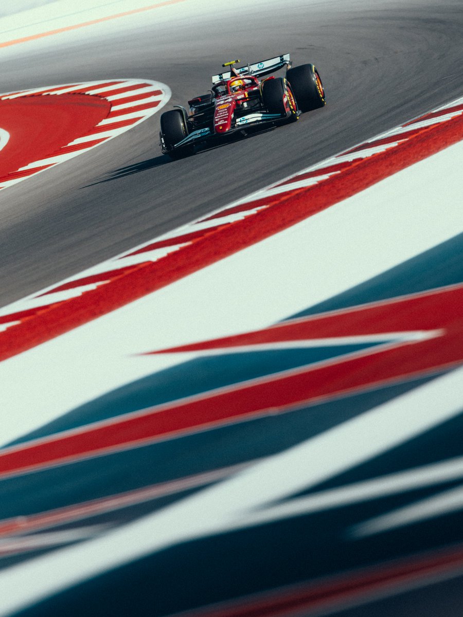 ScuderiaFerrari's tweet image. Austin serving up some hot track pics 🔥