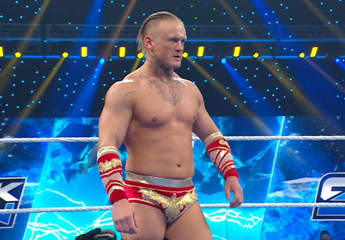So everyone's honest opinions on Ilja Dragunov new look? #Smackdown