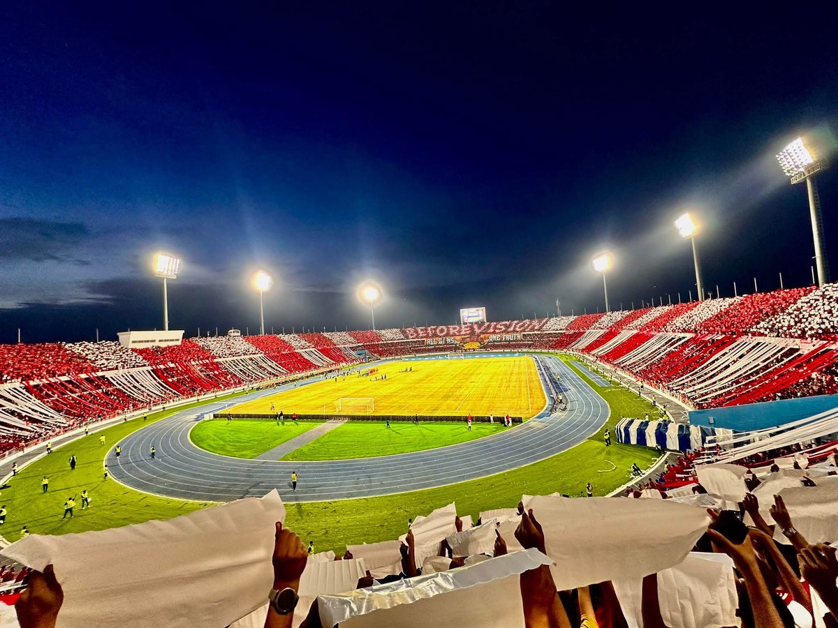 Bahyden1's tweet image. الله ايبارك ع جمهورنا ❤️🔥