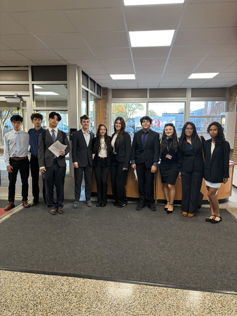 Who wants to be an entrepreneur <a href="/mineolahs/">Mineola High School</a> #youbelonghere