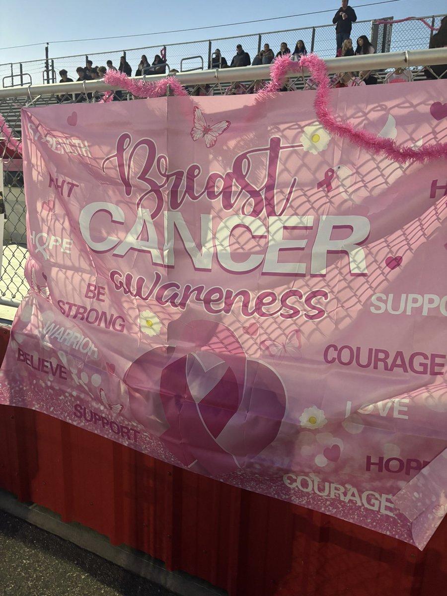 Think PINK <a href="/mineolahs/">Mineola High School</a> so proud of these girls #youbelonghere