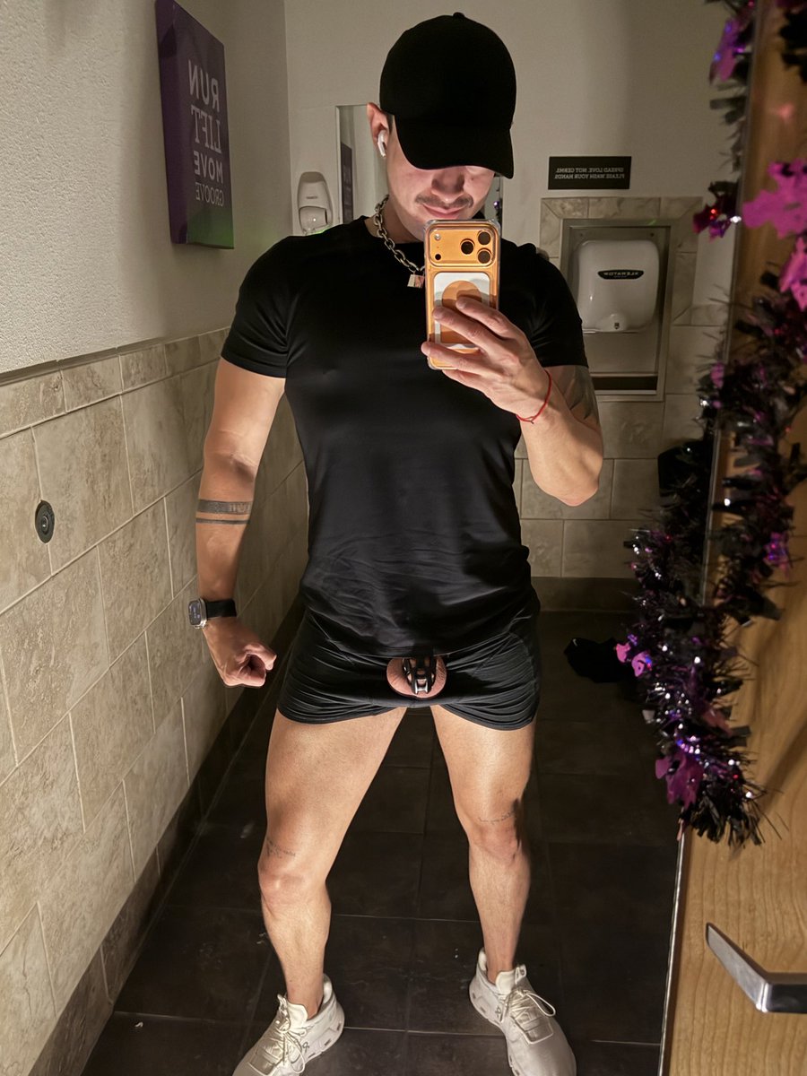 Day 17 check in #locktober #locktober2025 #Teamlocked #gayfag #cagedboy #caged #locked #chastity #malechastity #lockedmen #gaypup #subpup #submissive #lockedandloaded