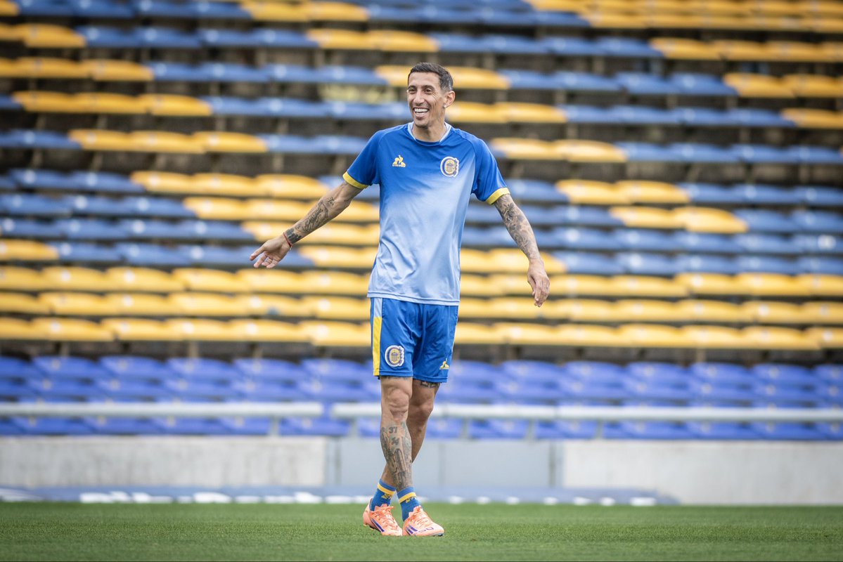 Viernes Gigante 🏟️💙💛

Nos preparamos para enfrentarnos a Platense 👊🏼