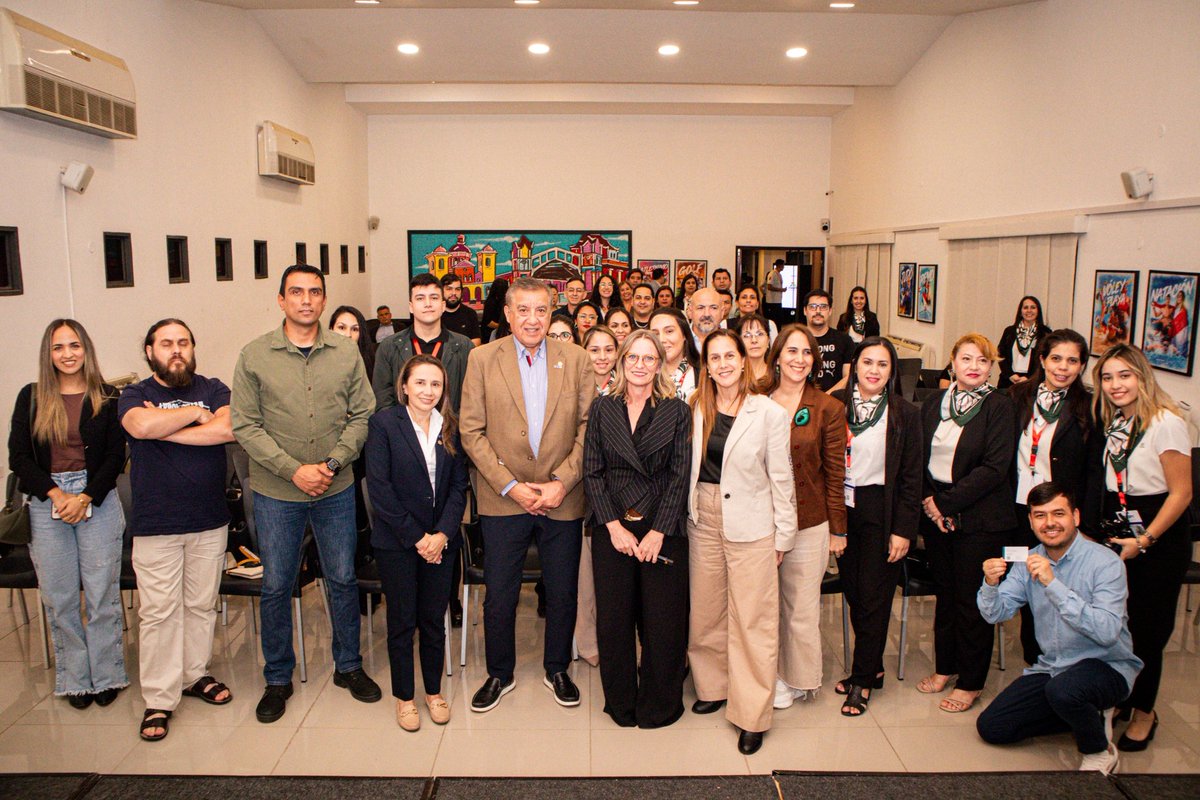 FEPY_paraguay's tweet image. 💼 Durante la #FEPY2025, el estudio jurídico Otazú Wehler Rivarola desarrolló una charla gratuita dirigida a Mipymes y emprendedores, enfocada en enseñar cómo registrar una marca paso a paso y comprender su importancia como herramienta de crecimiento y protección comercial.
