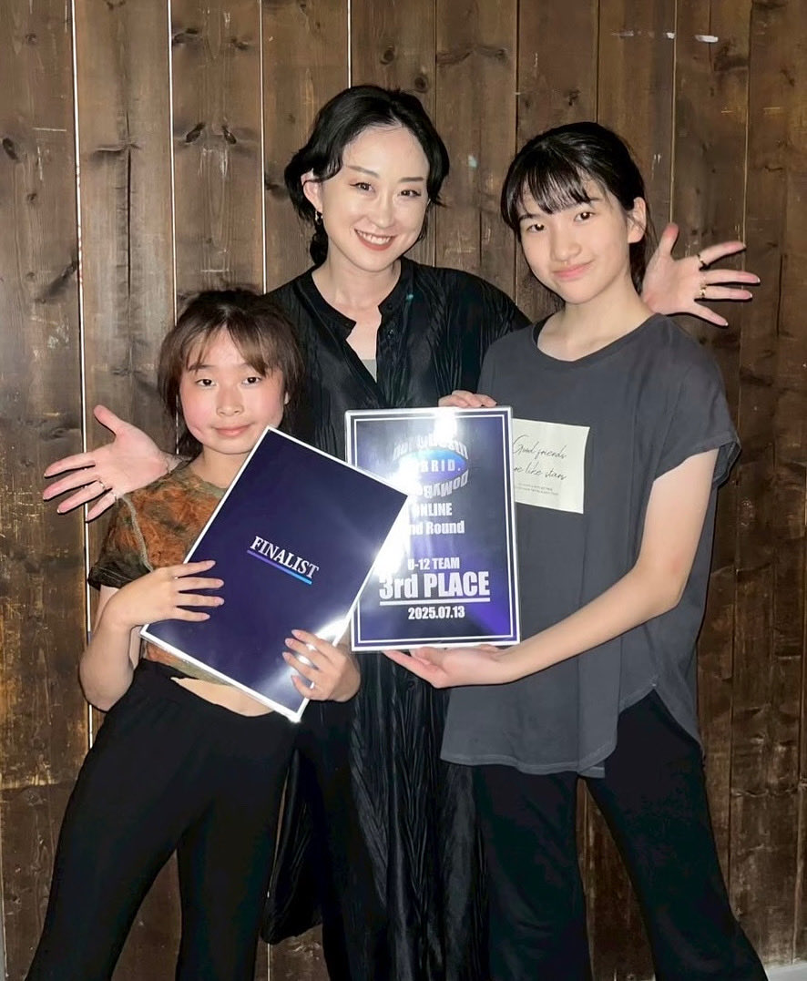 studioDUAL東神奈川
KIDS JAZZ選抜

【Nebula】
コンテスト3位✨‼️

2025.7.13
DoMyBest!! HYBRID ONLINE 第2回予選　3位

プロデューサー/Mana
@mana_ladym 

@dancestudio_dual42 

#nebula #mana #ダンスコンテスト #準優勝 #kidsjazz #選抜 #studio dual #dual #スタジオデュアル #デュアル