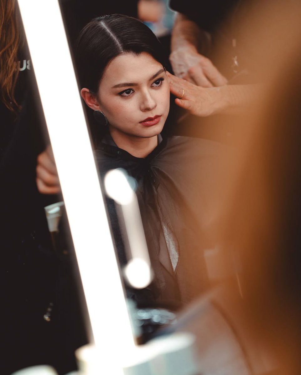 📸 Becky via axeldelai IG post

🔗: instagram.com/p/DPt3QgPjACf/…

#LeDefileLOrealxBecky 
#beckysangels
#BeckyArmstrong