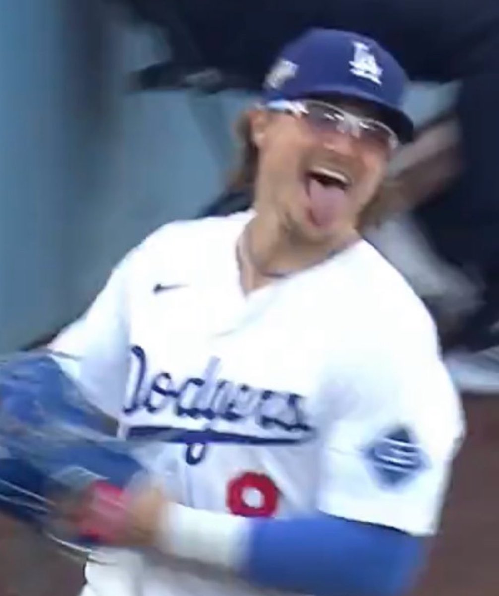 daazedndodgers's tweet photo. MR OCTOBER https://t.co/lrNbz4fYqU
