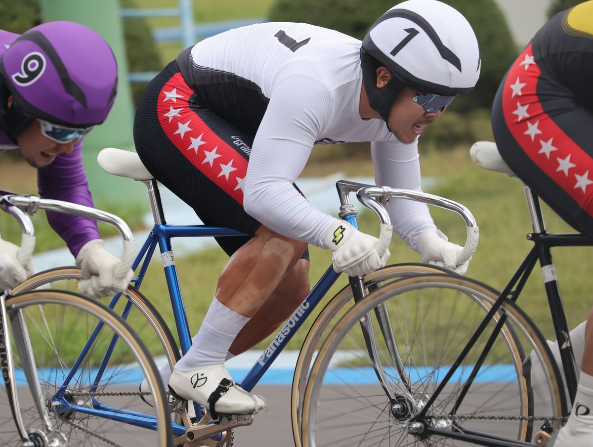 ひーろーとーー📣

#豊橋競輪
#2日目
#愛知
#纐纈洸翔 選手