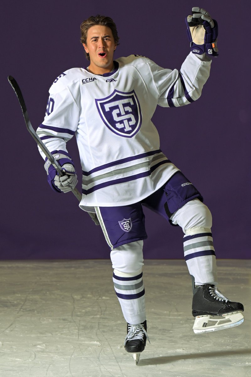 TommieMHockey's tweet photo. ADMIN REALLY WISHES WE HAD VIDEO OF THIS GAME!

Nick Williams scores his first of the season and we are up 4-0!

#RollToms | #FidesInFratrem https://t.co/zcSmrdiL0W