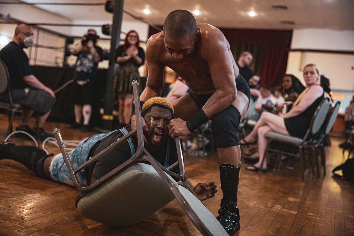MrDariusCarter's tweet photo. You can rest assured: *whatever* is necessary tomorrow, I will do it.

The @ASEWrestling Men's Heavyweight Championship means that much. My plans for Us mean that much.

#CloseToMidnight is right - because Kyle MUST end.

#AndStill #ASÉ12 #ForTheCulture https://t.co/7JOfxmdDyM