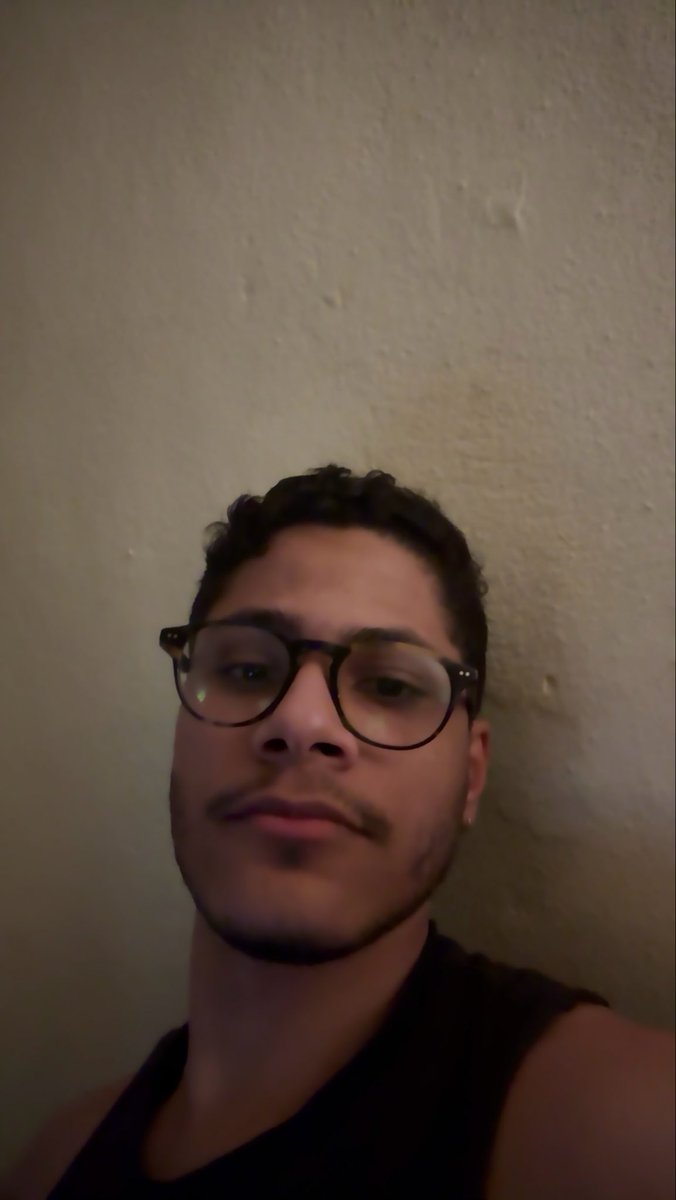 Vic🏳️‍🌈🏳️‍⚧️ (@towrapitup) on Twitter photo 