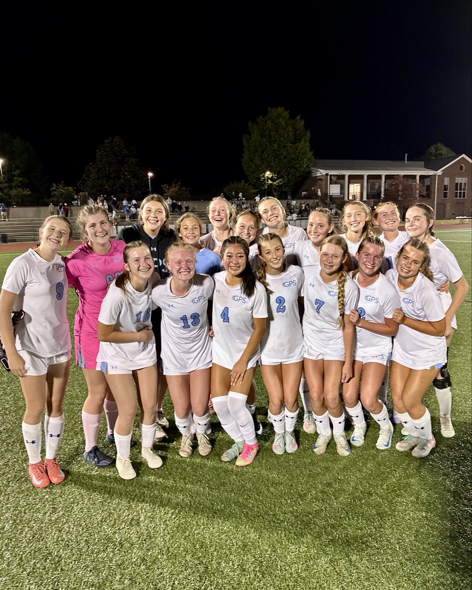 BRUISERS ARE ADVANCING!

GPS survives an intense matchup against Harpeth Hall with a 5-4 win in Penalty Kicks!

Next Stop ➡️ Memphis for the Quarterfinals!

#GoBruisers // #YGG