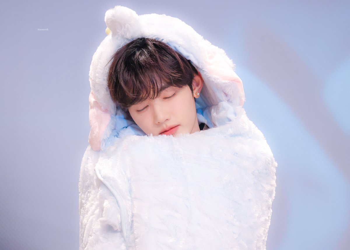 haomoroll_zh's tweet image. 251012 🩵
#장하오 #章昊 #ZHANGHAO  
#제로베이스원 #ZEROBASEONE #ZB1