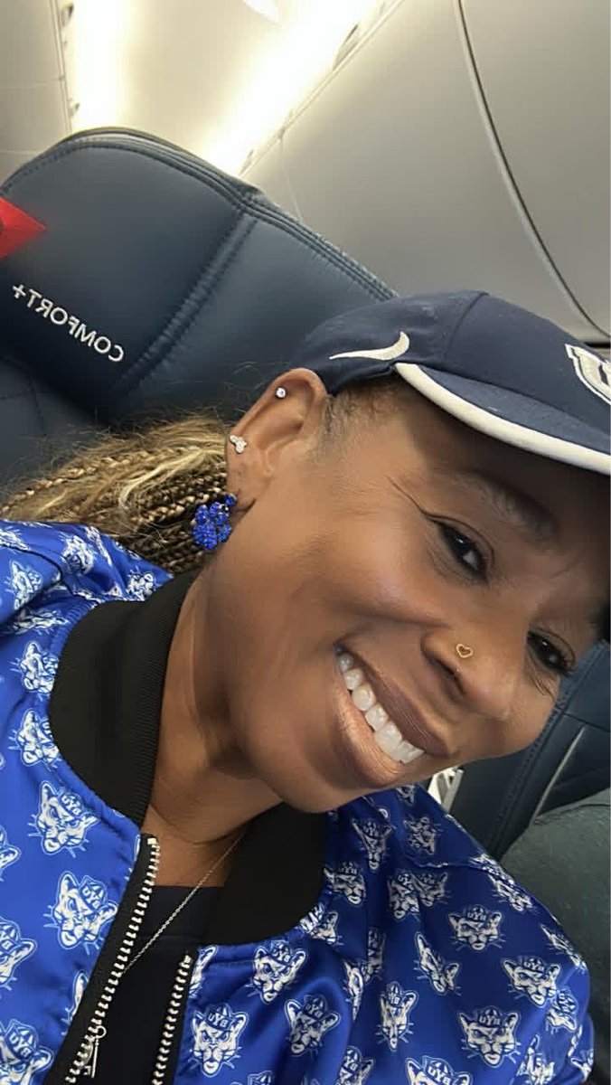 ByuMomma tweet media