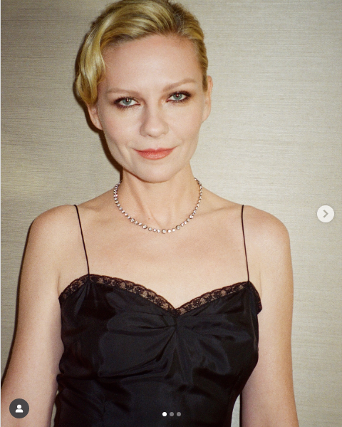 Dunst_fas's tweet photo. Fotos maravilhosas postadas pela maquiadora Morgane Martini no instagram 🤩 https://t.co/7zWo2nNM63