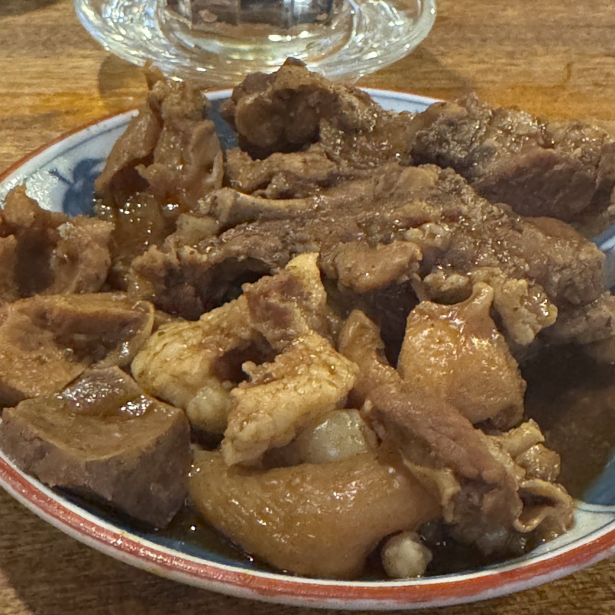 tinytinykingdom's tweet image. 土よ宇の朝活😅表13裏13しか埋まらず、ゆるりとしたスタート、2巡目は、いつも通りな並びでした。
ご褒美のホネは、食べごたえ抜群😍カシラもジューシーで唸る美味しさ、みんなの心の叫びが聞こえる😋
丸忠さん休みみたいだから、今日は、どうしようかな🙀
＃宇ち多゛ #丸忠 ＃立石 #ttis