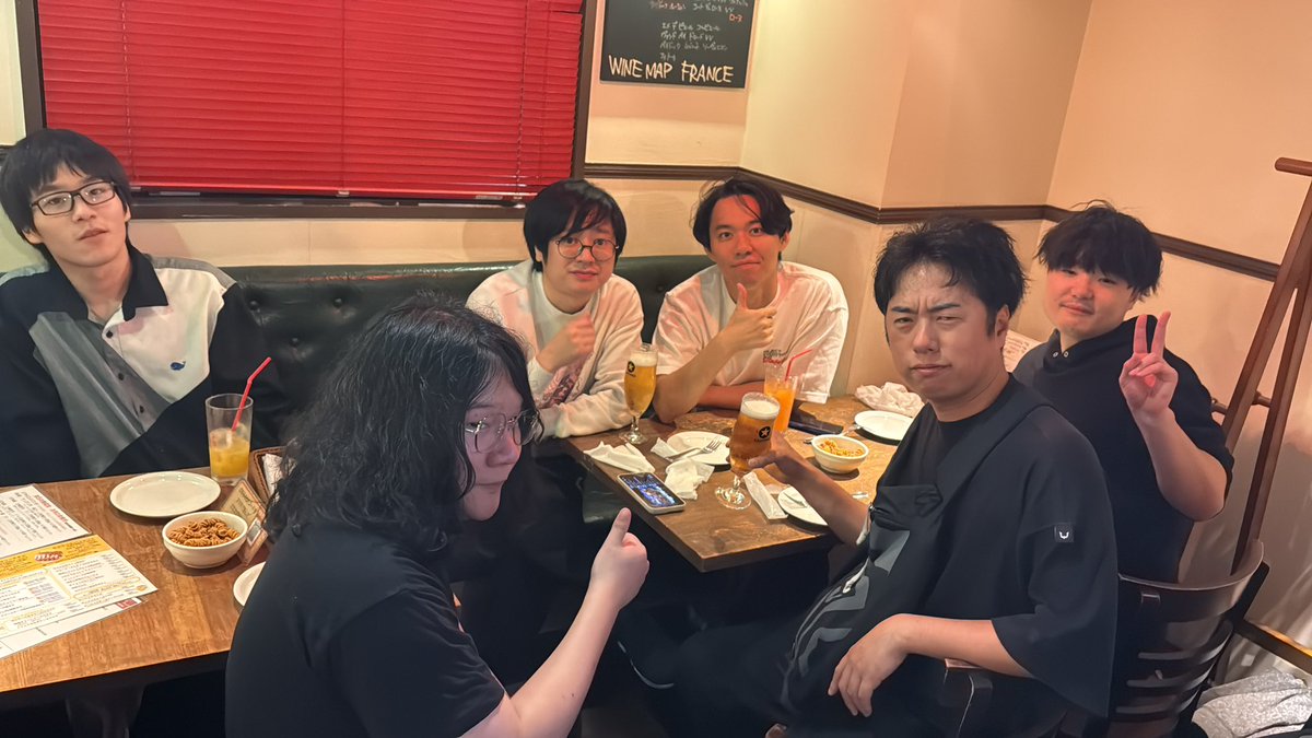 マリーザ対策でリジェクト部屋に行ってました！😆
ふーどさんにご馳走して頂きました🙇🏻‍♂️皆さんとご飯食べて色々話せて楽しかったです！✨すごい良い経験になりました！もっと強くなってマリーザの可能性を見せたい💪