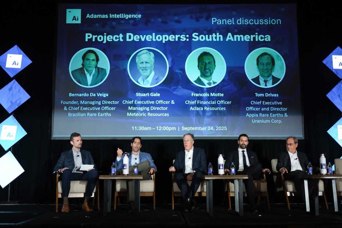 Christopher Williams tweet media