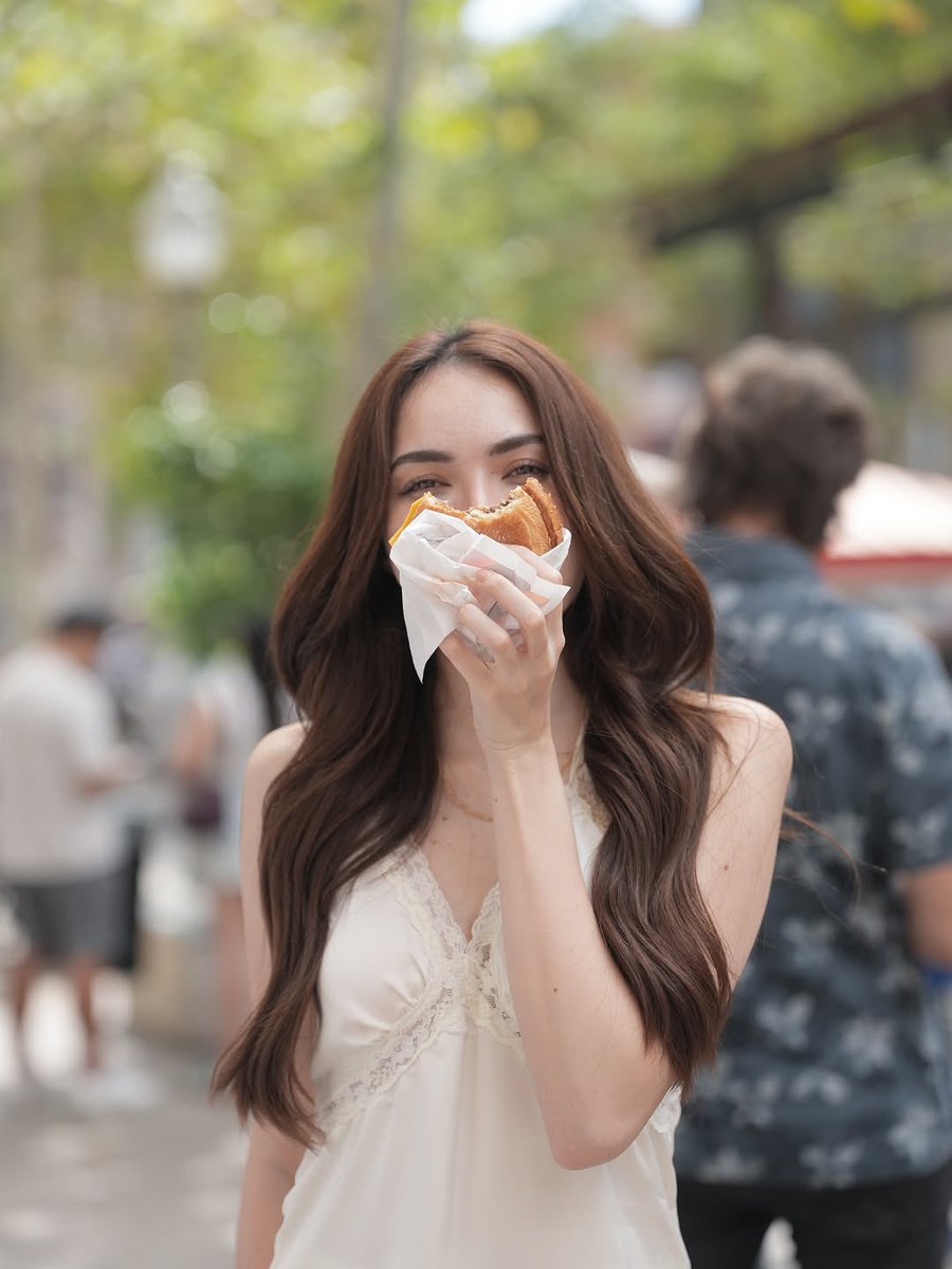 petch🐰🌞🌻🏡🧣🪐 (@petchclat19) on Twitter photo เย็นนี้เร้กไปร่วมงานไฟนอลMGI เติมพลังเยอะๆ เลยนะคนเก่ง
SMILEY LOVE CHARLOTTE18
#ชาล็อตออสติน #CharlotteAustin
<a href="/itscharlotty/">Charlotte Austin</a> เย็นนี้เร้กไปร่วมงานไฟนอลMGI เติมพลังเยอะๆ เลยนะคนเก่ง
SMILEY LOVE CHARLOTTE18
#ชาล็อตออสติน #CharlotteAustin
<a href="/itscharlotty/">Charlotte Austin</a>