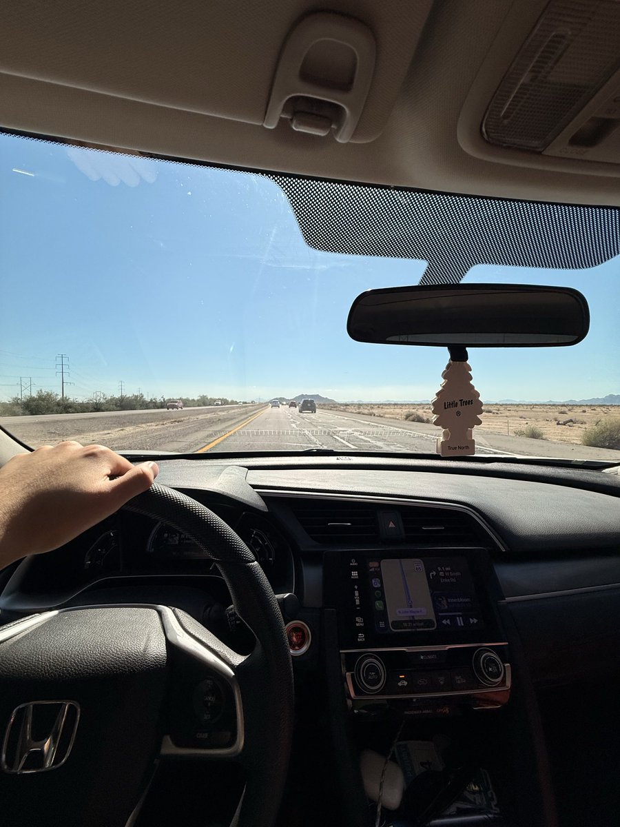 penguinxrs's tweet image. so who’s in town?