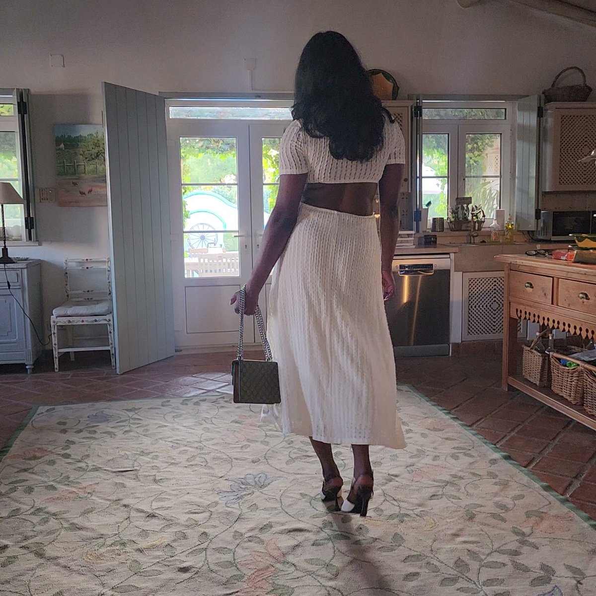 amazonsofoz's tweet photo. Diouma, 6'7 West African Goddess with #longlegs and #killercurves π What more could you ask for? #TallWomen #TallGirls #Amazonian #Ebony #France #Portugal #Senegal πΈπ³ Stay tuned! https://t.co/PRMr2ViFDX