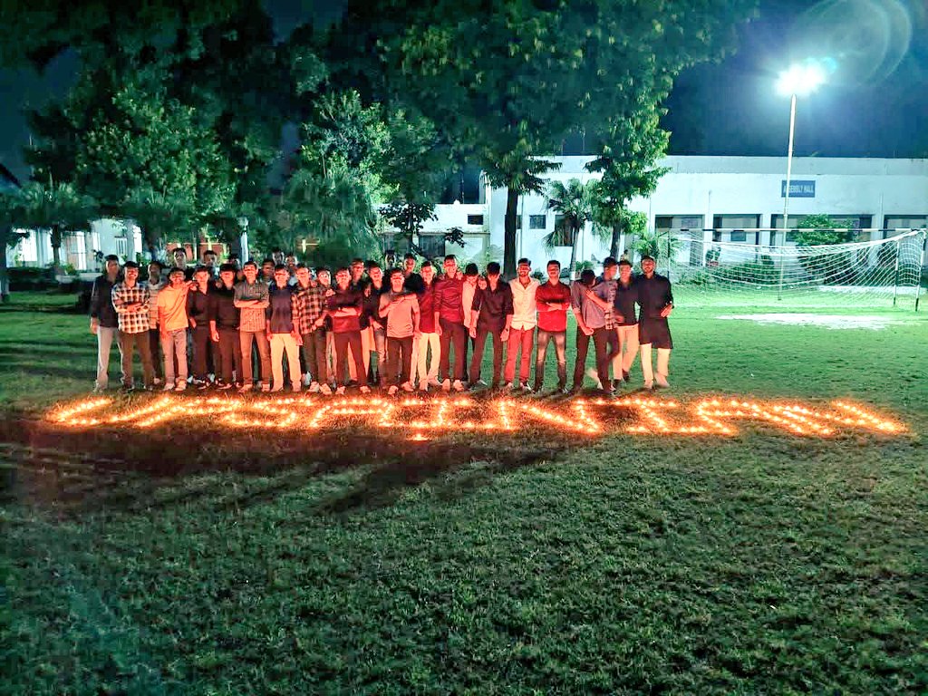 UPSS_LKO's tweet image. Victory of Good over Evil!
UPSS Lucknow celebrated #Dussehra All the cdts came together and enjoyed the central function which concluded with Barakhana in the Cdt's Mess. 
Upsainians pledged to keep the school flag fligh high with their exceptional show in academics and sports.