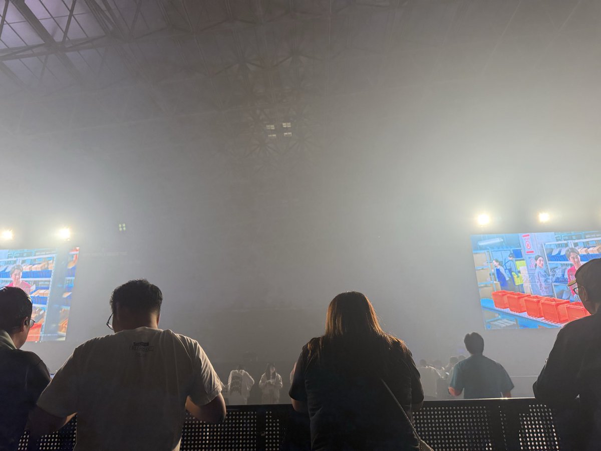 メインステージでかっ∑(ﾟДﾟ)
やば…
INUWASIこのステージでライブするのか😳楽しみ(*´∀`)♪
#ギガソニ