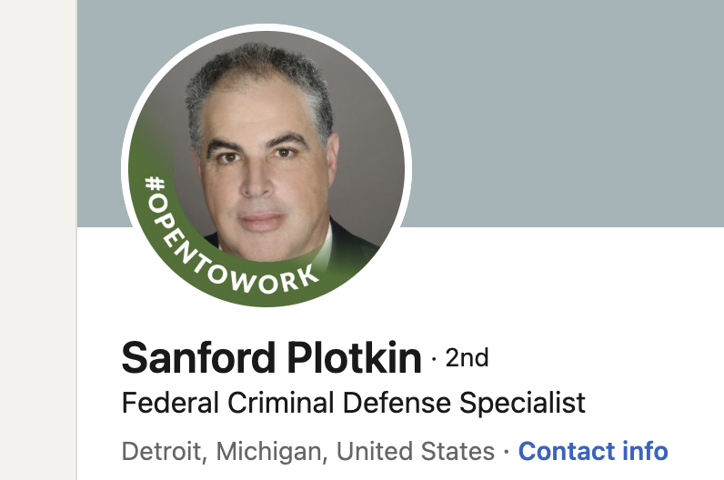 adezero's tweet image. If your lawyer:

-Has a defunct website
-Uses a Gmail address
-Has &quot;#OpenToWork&quot; as his LinkedIn status

You&apos;re definitely going to prison, bro.