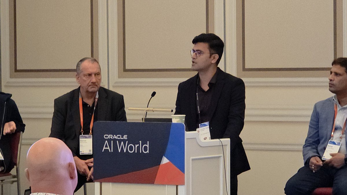 tanwanichandan's tweet image. Full house for our session ADB - Best Practices & Lessons Learned.
Honored to share KNEX’s journey on #AutonomousDatabase — use cases, adoption criteria, architecture, and key lessons.
Great insights with Holger, Sreedhar, Amar, and Peter.
Thanks to Vivek, Reiner, Basheer & Hadi